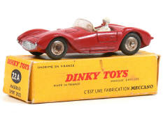 DINKY TOYS FRANCE (1)