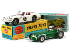 CORGI TOYS (GB) (2)