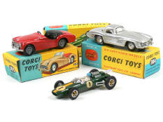 CORGI TOYS (GB) (3)