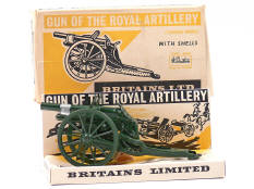 BRITAINS (GB) (1)