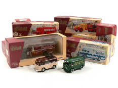 CORGI TOYS (GB) (8)