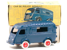 C.I.J. (FRANCE) (1)