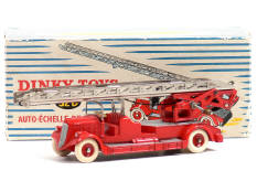 DINKY TOYS FRANCE (1)