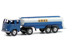 MÄRKLIN (GERMANY) (1)