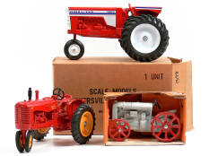 SCALE MODELS & ERTL (3)
