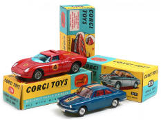CORGI TOYS (GB) (2)
