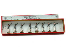 BRITAINS (GB) (1)