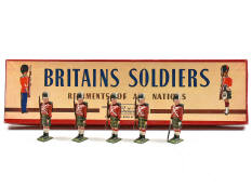 BRITAINS (GB) (5)