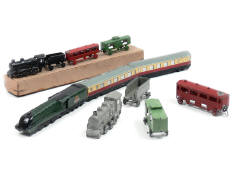 DIVERS & DINKY TOYS (3)