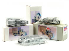 B & B MILITARY (GB) (3)