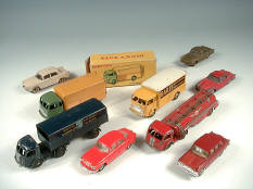 DINKY TOYS (FRANCE) (9)