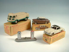 DINKY TOYS (FRANCE) (4)