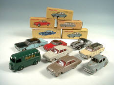DINKY TOYS (FRANCE) (8)