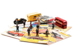DIVERS (12)