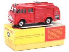 DINKY TOYS GB (1)