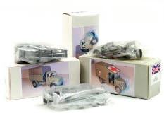 B & B MILITARY (GB) (3)