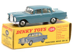 DINKY TOYS GB (1)