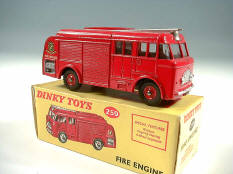DINKY TOYS (GB) (1)