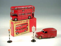DINKY TOYS (GB) (4)