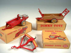 DINKY TOYS (GB) (3)