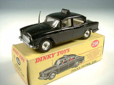 DINKY TOYS GB (1)