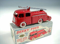 DINKY TOYS FRANCE (1)