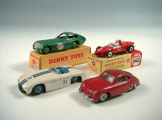 DINKY TOYS (GB) (4)