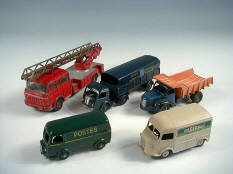 DINKY TOYS (FRANCE) (5)