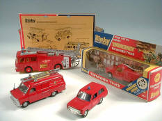 DINKY TOYS (GB) (4)