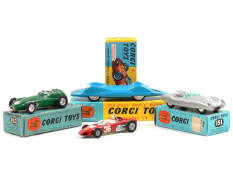 CORGI TOYS (GB) (4)