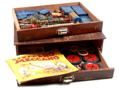 MECCANO (1)