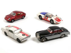 CORGI TOYS (GB) (4)