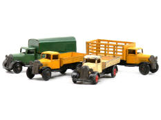 DINKY TOYS (GB) (4)