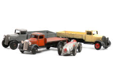 DINKY TOYS (GB) (4)