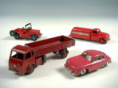 DINKY TOYS (GB) (4)