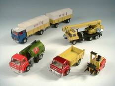DINKY TOYS (GB) (5)