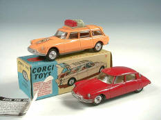 CORGI TOYS (2)