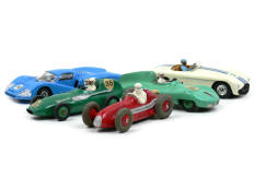 DINKY TOYS (GB) (5)