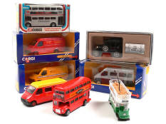 CORGI TOYS (GB) (8)