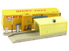 DINKY TOYS (FRANCE) (2)
