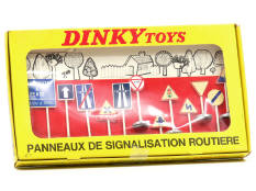 DINKY TOYS (FRANCE) (1)