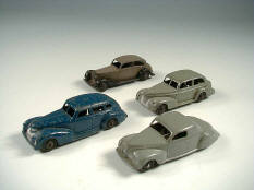 DINKY TOYS (GB) (4)