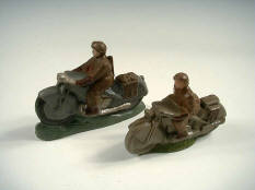 FIGURINES en composition (2)