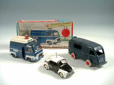 C.I.J. (FRANCE) (3)