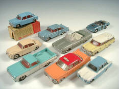 DINKY TOYS & CORGI TOYS (9)