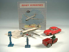 DINKY TOYS (FRANCE) (5)
