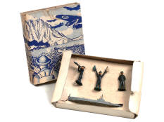 CRESCENT TOY (GB) (1)