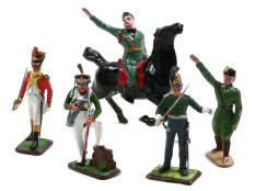 FIGURINES DIVERSES (5)