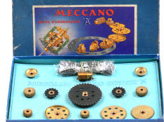 MECCANO (1)