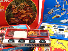 MECCANO (8)